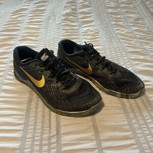 Nike Metcon 3 Black & Gold Unisex Training Shoes - Size US 9